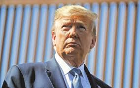 Trump refutes whistleblower complaint