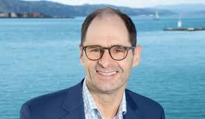 Environmentalists criticise 'all carrot, no stick' fishing industry plan