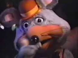 Vintage Chuck E Cheese S Smile America Commercial Chuck E Cheese Retro Horror Showbiz Pizza