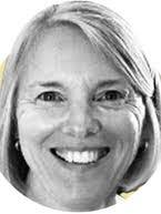 Tara Pyle's Instagram, Twitter & Facebook