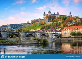 Hotels near wurzburg old university. Wurtzbourg L Allemagne Forteresse De Marienberg Et Le Vieux Pont Principal Image Stock Image Du Construction Histoire 147277713