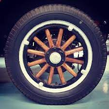 Tom Petersen On Instagram Wood Spoke Wheel On A 1927 Pontiac At The J R Vintage Auto Musuem Riorancho Newmexico Letsgetwordy Nm Abq