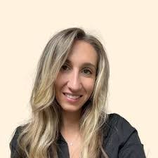 Vickie Posey's Instagram, Twitter & Facebook