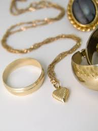 How To Clean Gold Plated Silver Jewelery Cleaning Silver Jewelry Clean Gold Jewelry Gold Plated Silver Jewellery