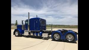 2018 Custom 389 Peterbilt Legendary Blue Metallic 565 Hp 2050 Tq 18 Speed Custom Fenders