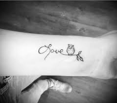 Tatuagem De Coruja 100 Inspiracoes Incriveis Que Vao Ganhar O Seu Coracao Com um mesmo valor de simbolismo de qualquer tattoo que envolva animais, a e possivel tambem fazer o retrato da coruja em pontos pequenos ou grandes. tatuagem de coruja 100 inspiracoes