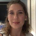 Kari Weir's Instagram, Twitter & Facebook