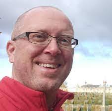 Kenneth Trosclair's Instagram, Twitter & Facebook