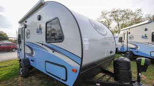 travel trailers under 3 000 pounds