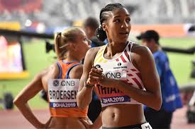 Nafissatou thiam made history as she landed a second european indoor championships title in the that victory underlines thiam's status as the heavy favourite to win gold again at the tokyo 2020. Wk Atletiek Nafi Thiam Is Tevreden Met Tweede Plek Na Eer Het Nieuwsblad Mobile