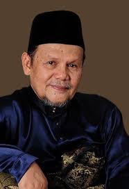 Dato' Dr. Ahmad Kamal Abdullah (Kemala)