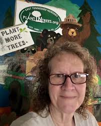 Join us Thursday, August 15 at 11 a.m. CST for a free webinar brought to  you by the @tennesseeurbanforestrycouncil and the UT Residential and  Community Forestry Workgroup! This month Gina Sowders with