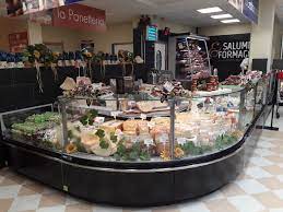 Oggi Vi Presentiamo Alcune Immagini Del Nuovo Punto Vendita Associato Conad Di Paoletti Spa A Chiaravalle Centrale Cz A Immagini Arredamento Allestimento