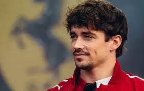 Leclerc desbanca favoritos e domina 1º treino livre do GP de Mônaco;  Bortoleto é 18º