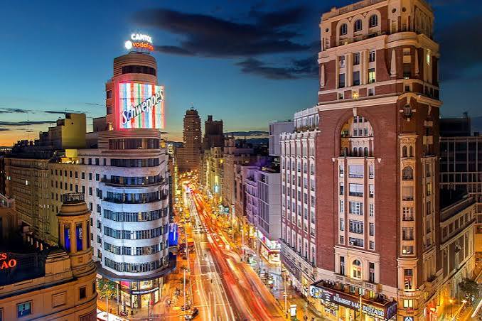 Por qué viajar a Madrid: virtudes de la capital de España a nivel turístico