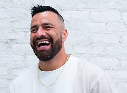 Gracias, Dios”, una canción de la fidelidad de Dios en las voces de Su  Presencia