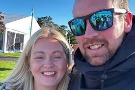 Leanne Forrest's Instagram, Twitter & Facebook