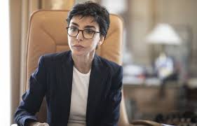Alain bauer criminologue président du conseil d'orientation de l'observatoire national de la délinquance membre du collège de la haute autorité de lutte contre les vous y serez initié à son histoire, à ses règles et à ses devoirs, aux rites. Affaire Carlos Ghosn Une Enquete Ouverte Contre Rachida Dati Et Alain Bauer Pour Des Contrats Avec La Filiale Neerlandaise De L Alliance Renault Nissan