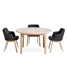 This dining table with a glass top is an excellent choice for rooms with limited space, as it can be collapsed when not in use. Skovby Sm112 Extending Circular Table At Smiths The Rink