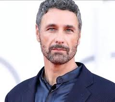 RAOUL BOVA (@OfficialSiteRaoulBova) • Facebook