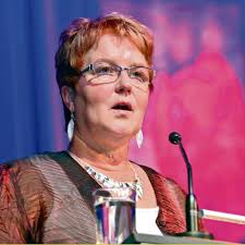 Sonneberg/Neuhaus: Turnschuhe gegen High Heels getauscht