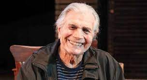 He was one of the first actors to work in the most popular brazilian channel globo.he was born in são paulo and was the longtime owner of fazenda são marcos, a 5000 ha cattle ranch in the eastern amazonian state of pará.fazenda são marcos is located approximately 20 km. 56fkfkldon1otm