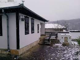 Bulgaria property listings from owners and agents. House For Sale Near Elena And Veliko Tarnovo Bulgaria Elena Advertise Property Sales Rent House Villa Real Estate
