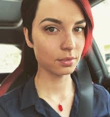 Pamela Horton's Instagram, Twitter & Facebook