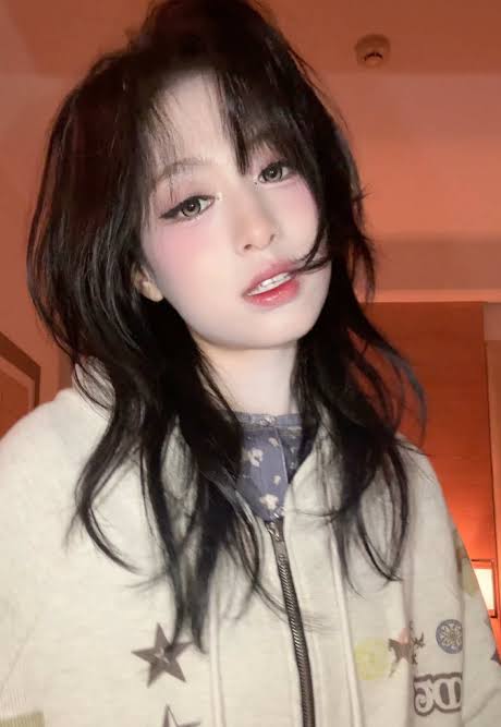 아현의 베이비몬스터 팬 영상