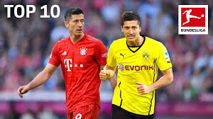 Having made his debut just a day after turning 16, borussia dortmund's youssoufa moukoko didn't have to wait long. Lewandowski Gotze Co Top 10 Players Who Played For Bayern Munchen Borussia Dortmund Youtube