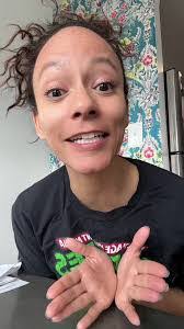 Kaitlin Tanner's Instagram, Twitter & Facebook