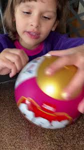 Unboxing Zuru MAX Flowers: A Fun Toy Experience