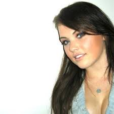 Catherine Moe's Instagram, Twitter & Facebook