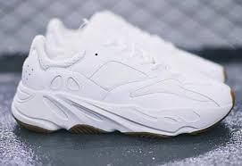 Adidas Yeezy Boost Runner 700 White Gum Sport Sneakers Sneakers Sneaker Release