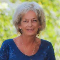 Donna Manson's Instagram, Twitter & Facebook