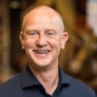 Robin Krom's Instagram, Twitter & Facebook