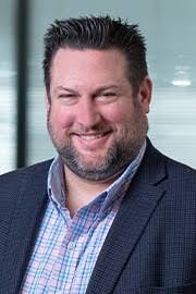 Donovan Quill's Instagram, Twitter & Facebook