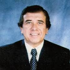 Terminando de dictar el curso de Mercado de Valores en la Maestría de  Derecho Empresarial de la Universidad de Lima con un invitado de lujo como  José Manuel Peschiera ex-Superintendente de Mercado