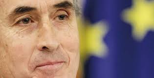 Elvira Rodríguez, presidenta de la CNMV Ramón Jáuregui, eurodiputado Los  retos pendientes para las pymes españolas Elvira Ro