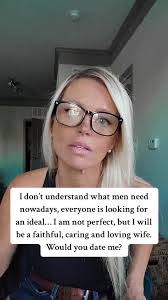 Emily Forcier's Instagram, Twitter & Facebook