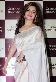 Pin By Artcollector On Marathi Beautiful Indian Actress Ankita Lokhande Deepika Padukone Style