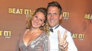 Nach seinem abitur lebte kusmagk drei jahre lang in verschiedenen südeuropäischen ländern, ebenso in afrika. Nach Dramatischer Geburt Kind Von Peer Kusmagk Und Janni Honscheid Ist Endlich Da