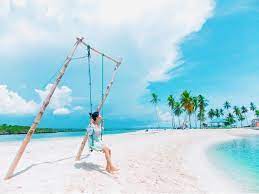 Di sana ada ayunan yang menghadap langsung ke pantai, sambil main ayunan sambil menikmati pantai. 4 Ayunan Di Pantai Untuk Nikmati Sunset Ada Daerahmu