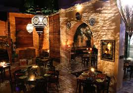 Situé sur la n19, le riad de m. Riad Nejma Un Dimanche A Paris Nos Adresses Preferees Ou Bruncher Elle