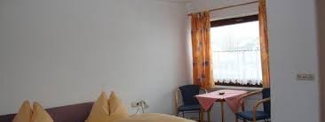 You can also take advantage of some of the amenities offered by the guest house, including a coffee shop, a convenience store, and outdoor furniture. Haus Seerose In Reith Im Alpbachtal Angebote Zimmer Verfugbarkeit