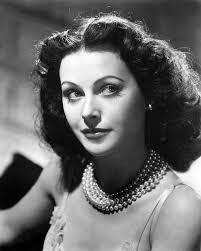 Nora Gregor's Instagram, Twitter & Facebook