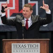 Metalab recently blogged that mozilla had used their design work without permission or attribution. Chris Beard Coachbeardttu Twitter