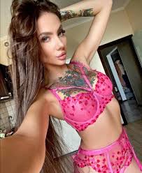 Hyapathia lee porn i found myself in the city on a