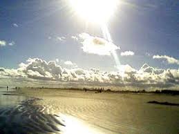 Resultado de imagem para encontro de mar e rio ilha comprida