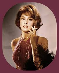 Gina Lollobrigida Such A Great Actress Beautiful Color Photo Of Her Gina Lollobrigida Italian Actress Hollywood Actresses